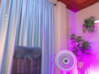 צ'אט וידאו ארוטי chloe-rosse