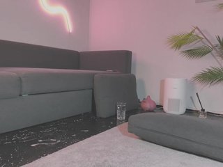 צ'אט וידאו ארוטי Monicami