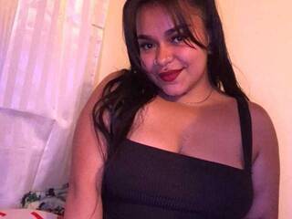 צ'אט וידאו ארוטי BonnieHall