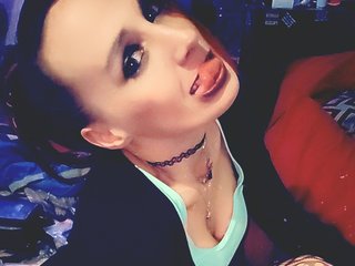צ'אט וידאו ארוטי brattygoodgurl6969