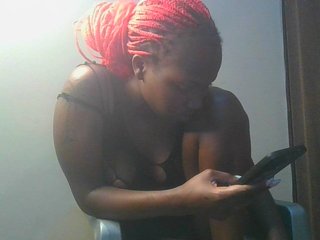 צ'אט וידאו ארוטי Brendaa25