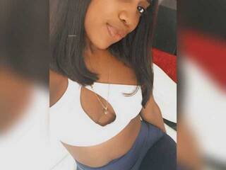 צ'אט וידאו ארוטי Breyshell