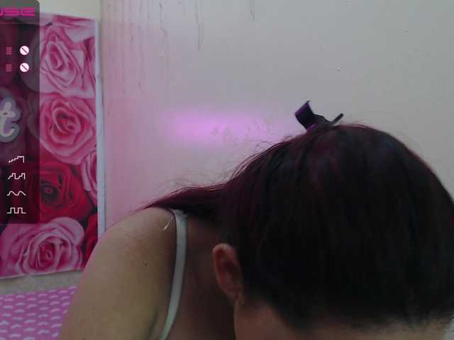 צילומי מסך משודרים BrianaPeres