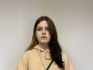 צ'אט וידאו ארוטי BriannaLovia