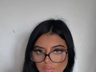 צ'אט וידאו ארוטי BridgitteBia