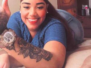 צ'אט וידאו ארוטי britannyhot74