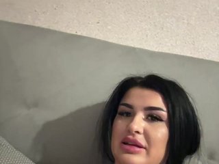 צ'אט וידאו ארוטי Brunette00000