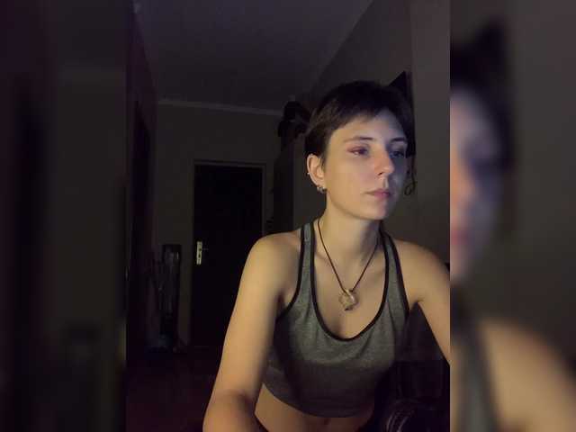 צילומי מסך משודרים MilaMcGarden