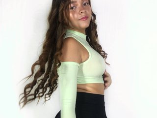 צ'אט וידאו ארוטי bunnysophixxx