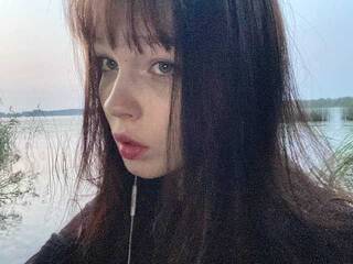 צ'אט וידאו ארוטי Burning-Polarity