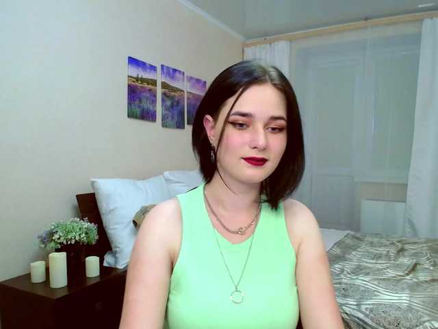 תמונות BurningHearte Hello guys! i m new here and happy to start be online on Bonga! Welcome to my room! i d like to see ou in Pvt and Grp shows! Enjoy))