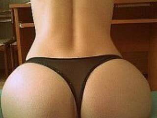 צ'אט וידאו ארוטי bustinaa