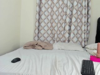 צ'אט וידאו ארוטי Busty-Bree