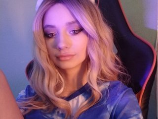 צ'אט וידאו ארוטי CamDragonic24