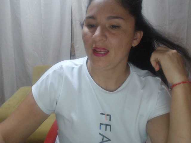 צילומי מסך משודרים Camilaa23