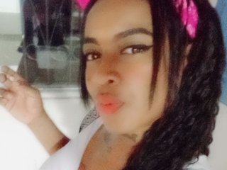 צ'אט וידאו ארוטי CamilaHurtado