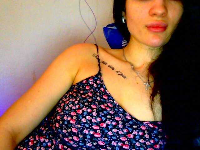 צילומי מסך משודרים camillarose