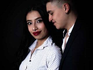 צ'אט וידאו ארוטי candles-784