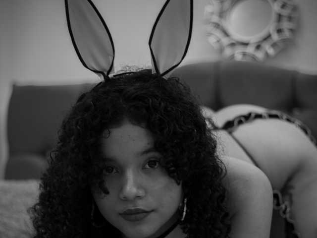 תמונה של הפרופיל Candy-Curvyn