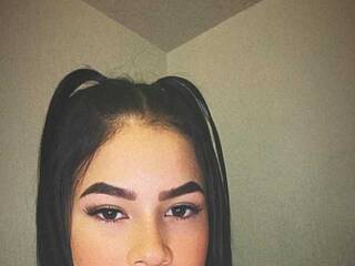 צ'אט וידאו ארוטי CANDY-ENYEL1