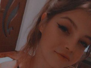 צ'אט וידאו ארוטי Candy98