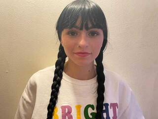 צ'אט וידאו ארוטי CandyMelanie