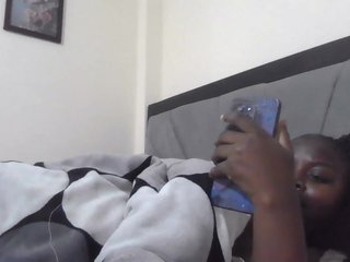 צ'אט וידאו ארוטי candynoir