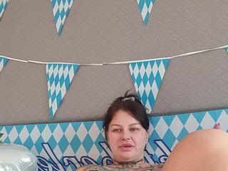 צ'אט וידאו ארוטי CannabisQueen