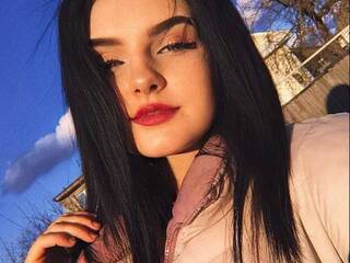 צ'אט וידאו ארוטי CarenWillias