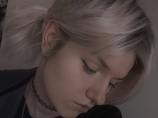 צ'אט וידאו ארוטי CarlaCreazy