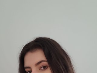 צ'אט וידאו ארוטי CarliSecret