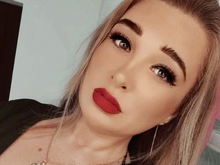 צ'אט וידאו ארוטי CarolineGrac1
