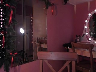 צ'אט וידאו ארוטי CarolineLovers