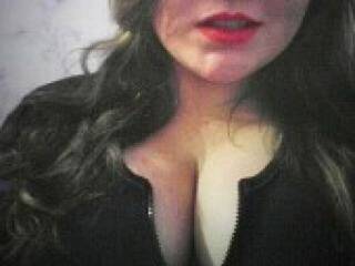 צ'אט וידאו ארוטי carrie555