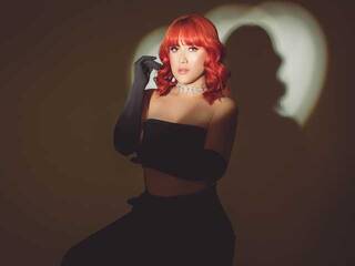 צ'אט וידאו ארוטי CassieAllen