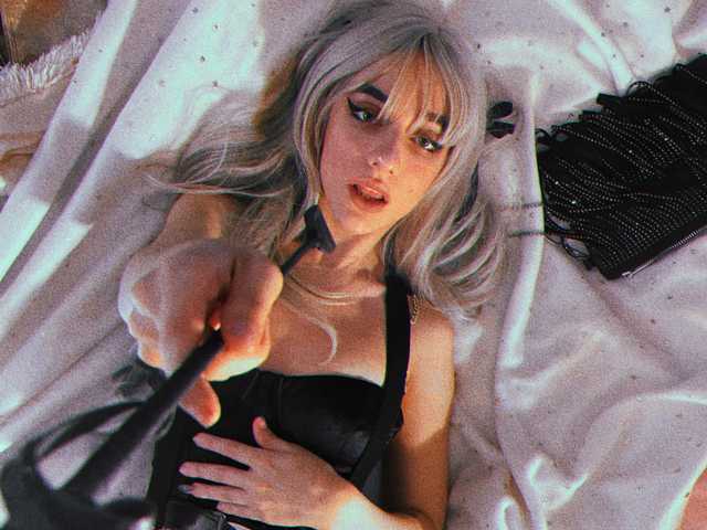 תמונה של הפרופיל EeveeCass