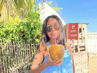 צ'אט וידאו ארוטי Cassyah