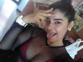 צ'אט וידאו ארוטי CataleyaRusel