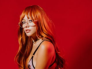 צ'אט וידאו ארוטי Catalina-Cute