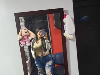 צ'אט וידאו ארוטי catalina00027