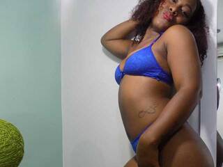 צ'אט וידאו ארוטי CatalinaRhoad