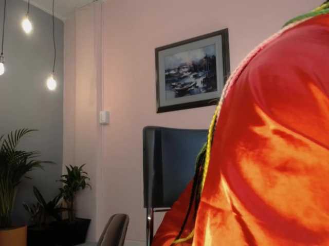 צילומי מסך משודרים CataSanchez