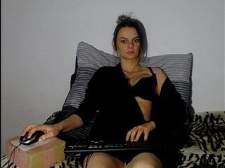 צילומי מסך משודרים CatherineKiss