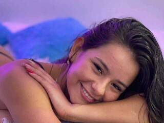 צ'אט וידאו ארוטי Catiramodel25