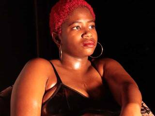 צ'אט וידאו ארוטי CattaleyaStone