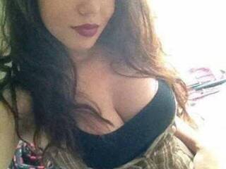 צ'אט וידאו ארוטי ccassandra18