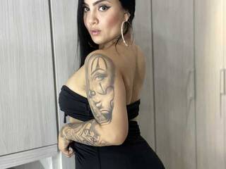 צ'אט וידאו ארוטי CelesteCourtney