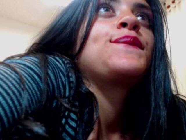 צילומי מסך משודרים celestecream1