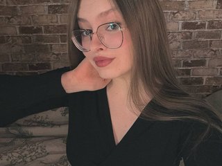 צ'אט וידאו ארוטי CelinaMacguire