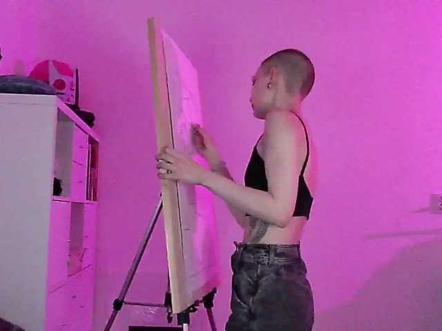 צילומי מסך משודרים chainmailgirl